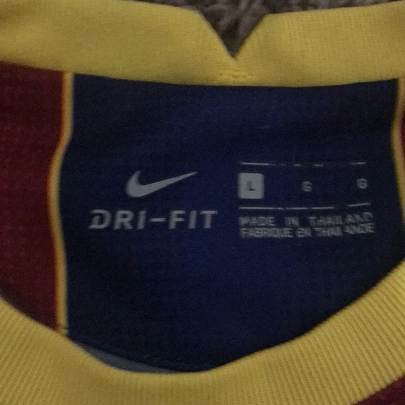 Barcalona soccer jersey 2020/2021 - Picture 2 of 6